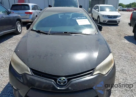 2014 Toyota Corolla Le Plus z USA, uszkodzony, nr VIN 5YFBURHE0EP013071